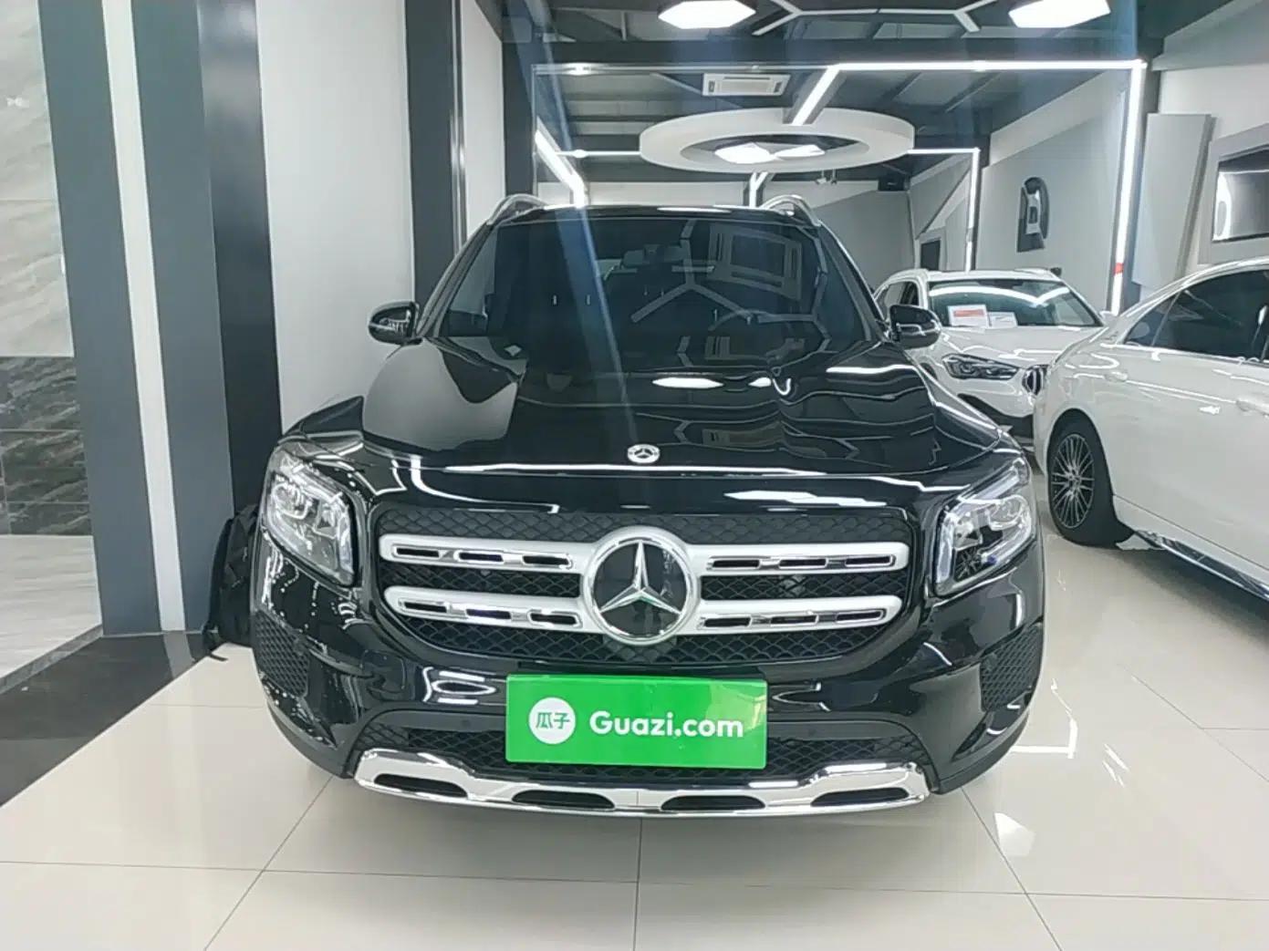 Mercedes-Benz GLB 2023 GLB 220 Fashion Model — миниатюра 2