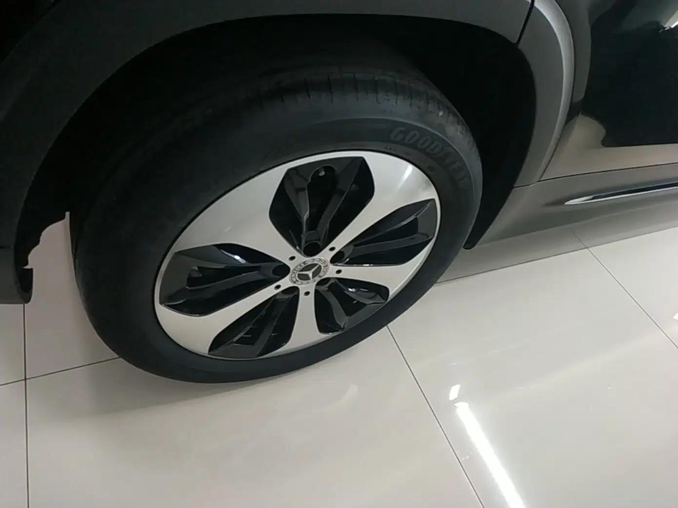 Mercedes-Benz GLB 2023 GLB 220 Fashion Model — миниатюра 11