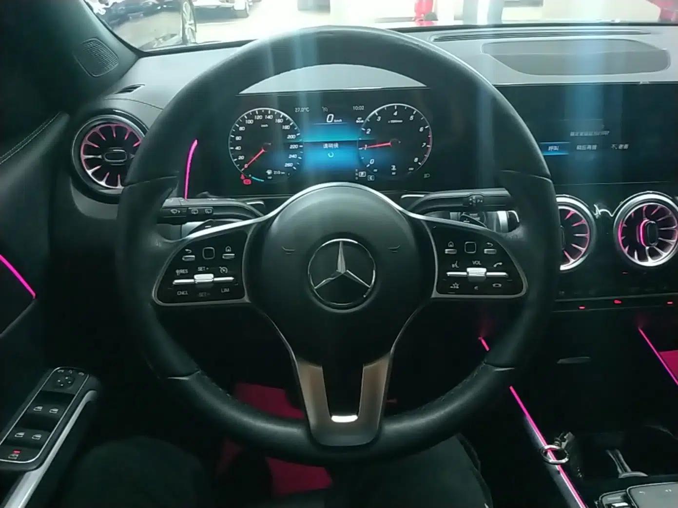 Mercedes-Benz GLB 2023 GLB 220 Fashion Model — миниатюра 13