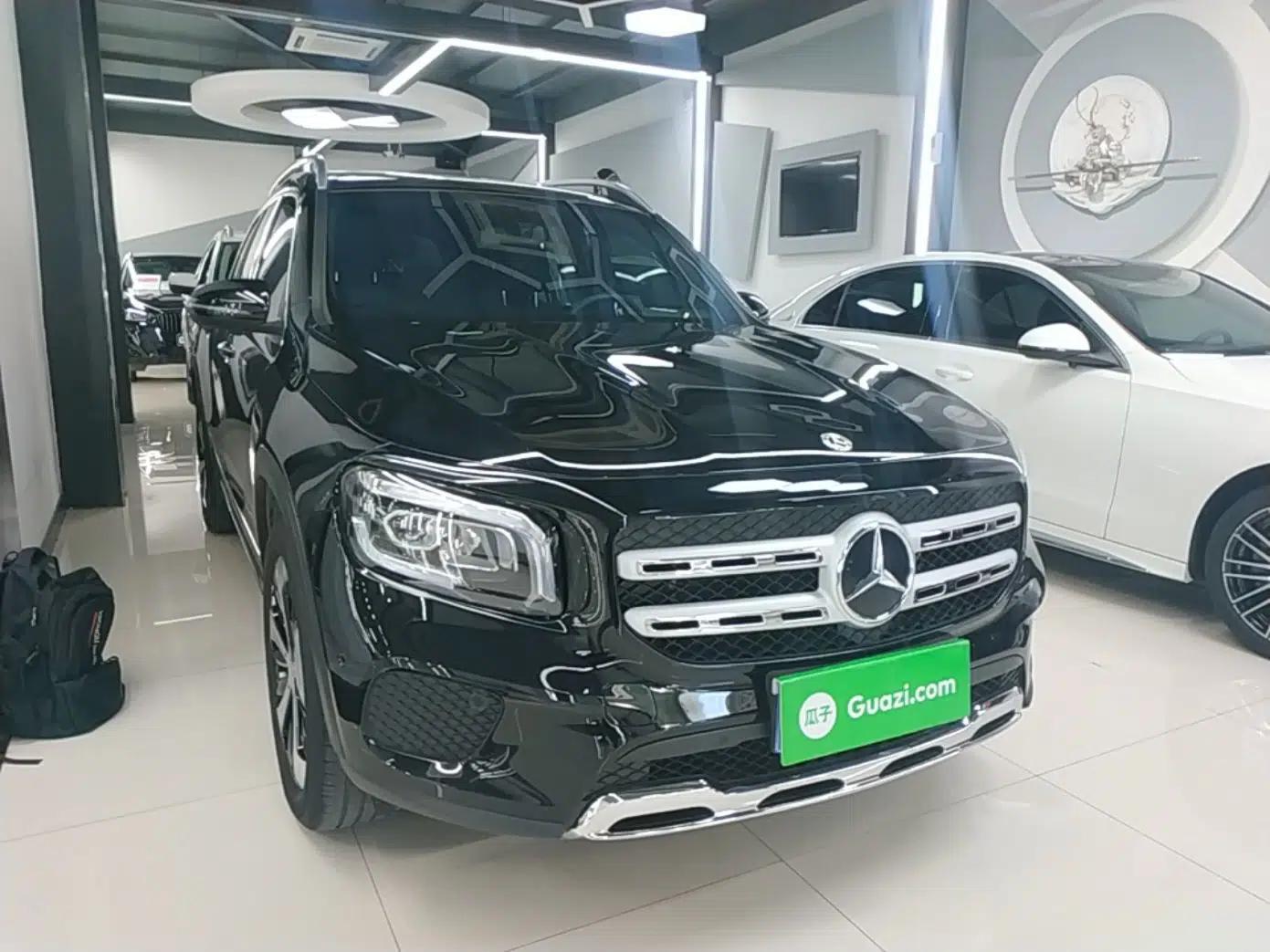 Mercedes-Benz GLB 2023 GLB 220 Fashion Model — миниатюра 3