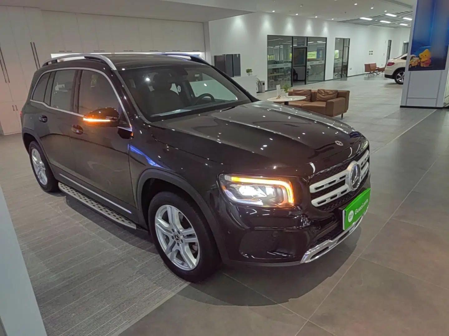 Mercedes-Benz GLB 2023 GLB 200 Fashion Model — миниатюра 12