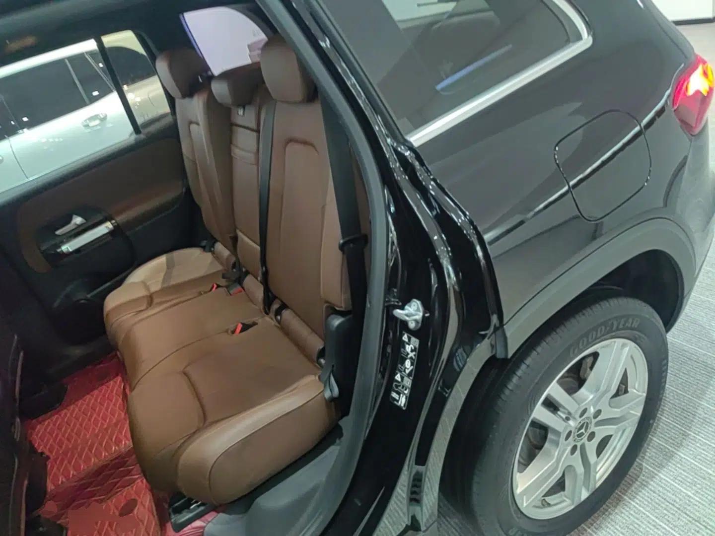 Mercedes-Benz GLB 2023 GLB 200 Fashion Model — миниатюра 25