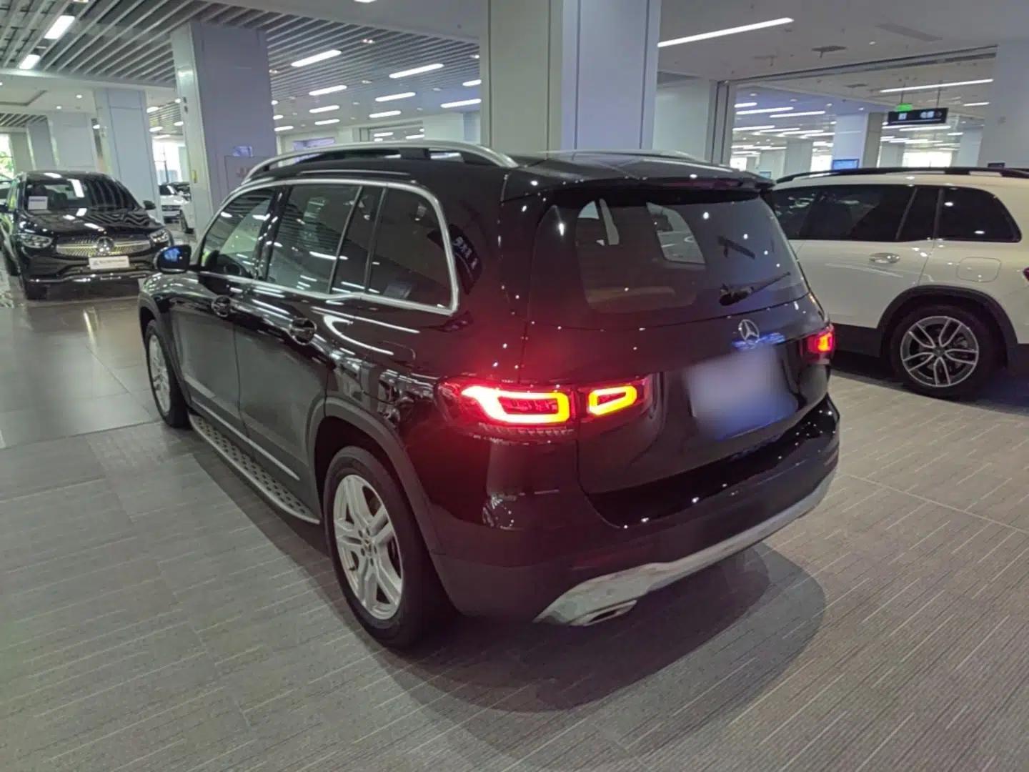 Mercedes-Benz GLB 2023 GLB 200 Fashion Model — миниатюра 4