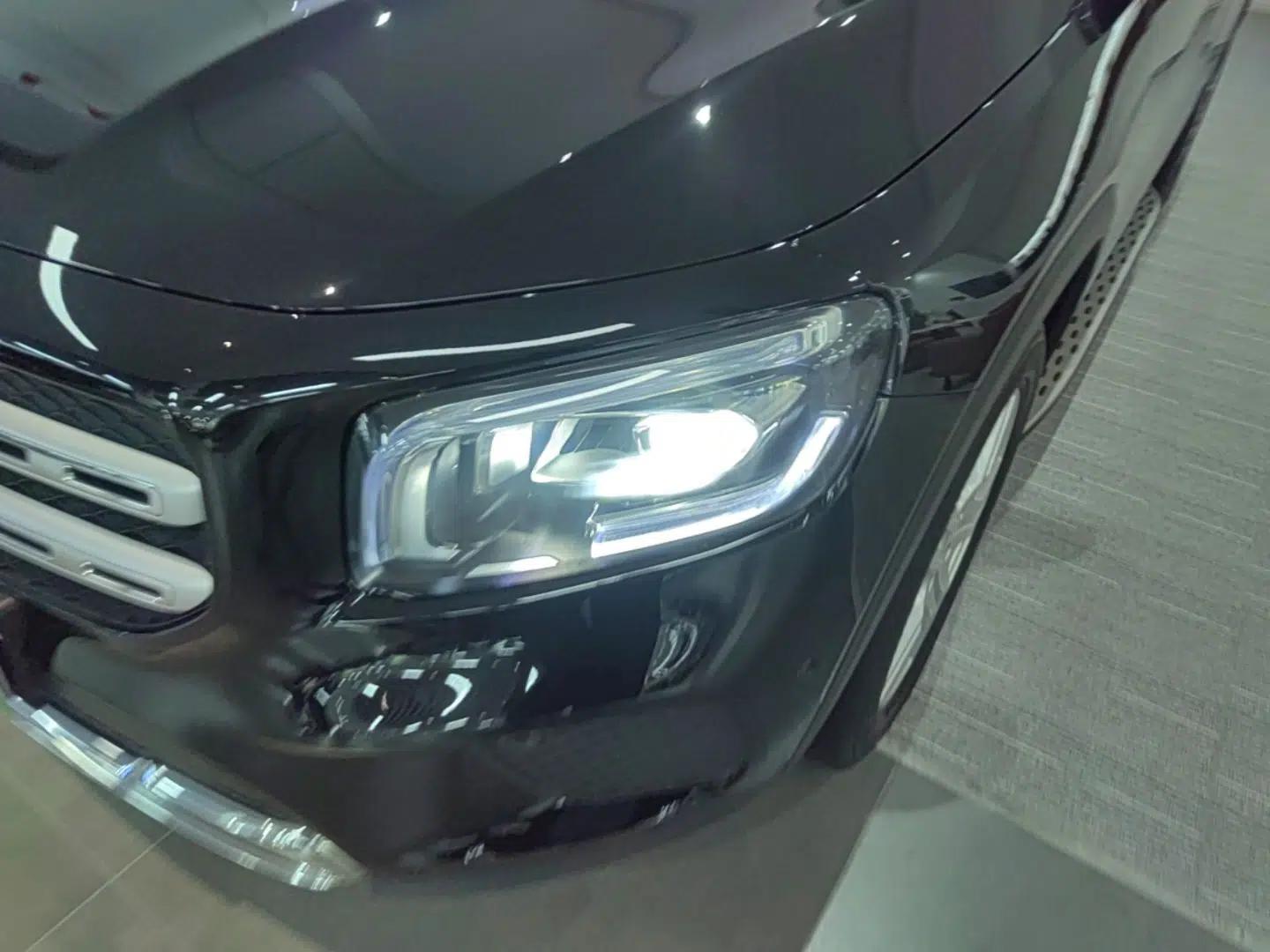 Mercedes-Benz GLB 2023 GLB 200 Fashion Model — миниатюра 8