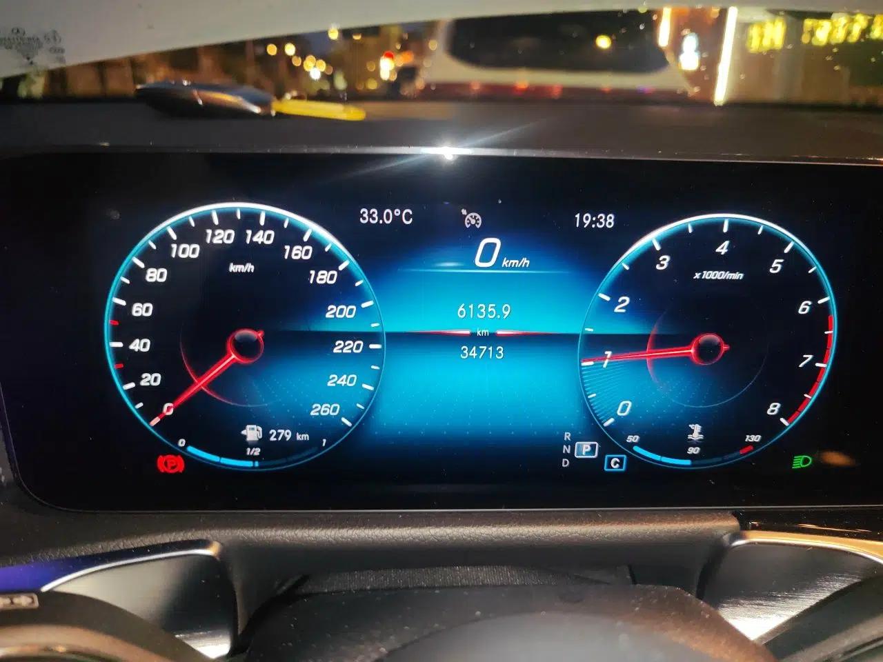 Mercedes-Benz GLB 2021 GLB 200 Dynamic Edition — миниатюра 9