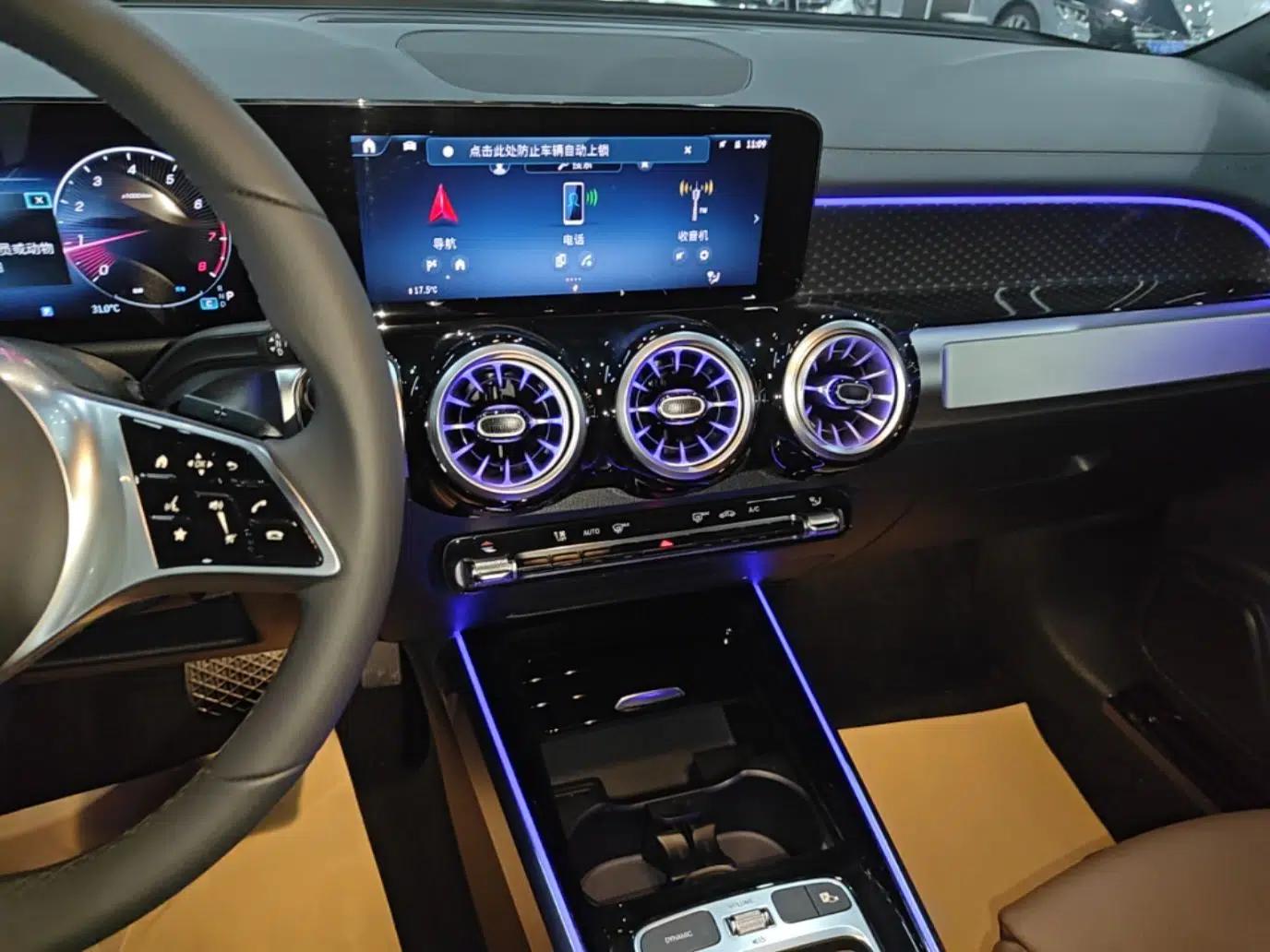 Mercedes-Benz GLB 2024 Refresh GLB 220 Fashion Edition — миниатюра 15