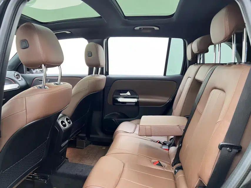 Mercedes-Benz GLB 2023 GLB 220 Fashion Model — миниатюра 23