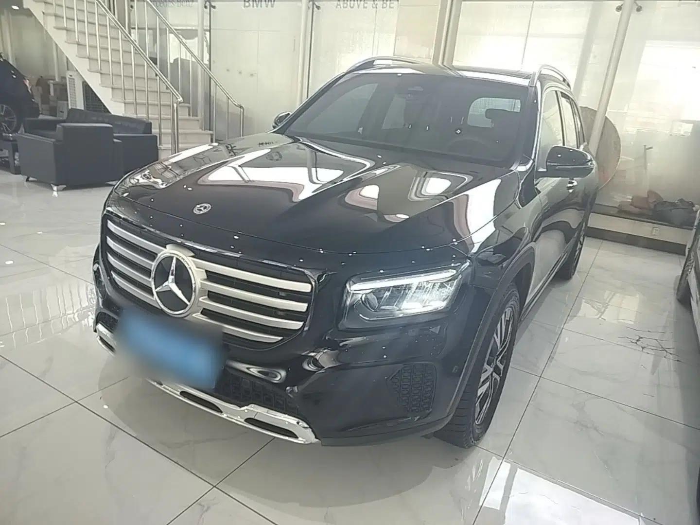 Mercedes-Benz GLB 2024 Refresh GLB 220 Dynamic Edition — миниатюра 1