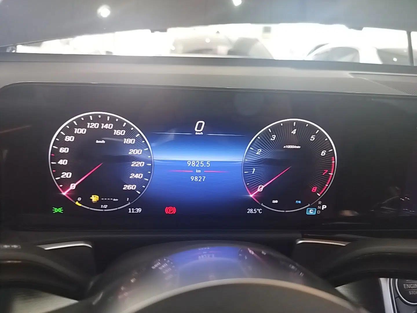 Mercedes-Benz GLB 2024 Refresh GLB 220 Dynamic Edition — миниатюра 14