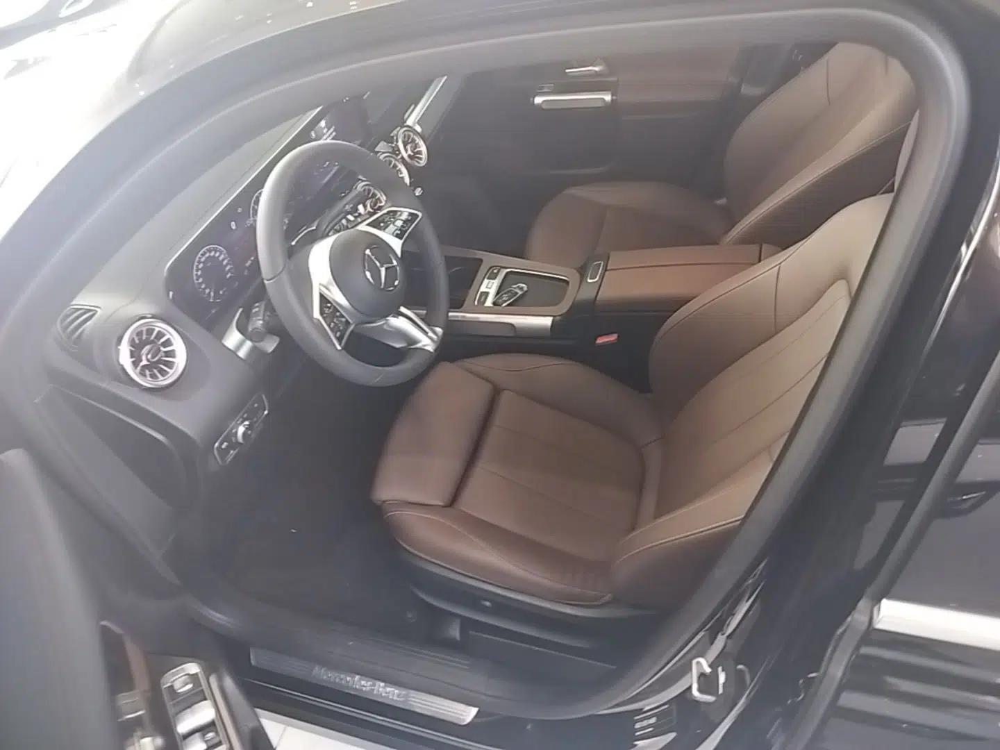 Mercedes-Benz GLB 2024 Refresh GLB 220 Dynamic Edition — миниатюра 18