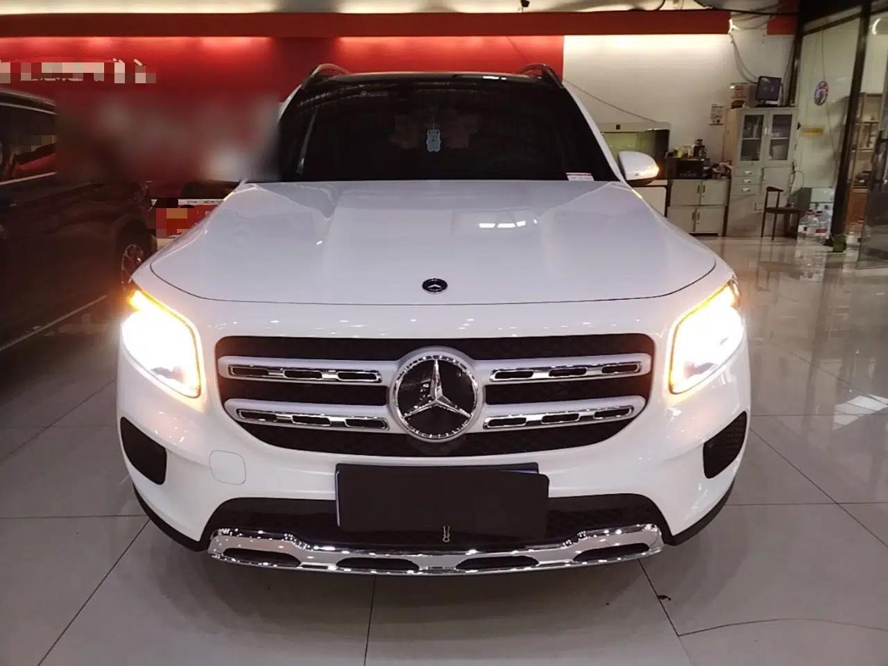 Mercedes-Benz GLB 2023 GLB 220 Fashion Model — миниатюра 2