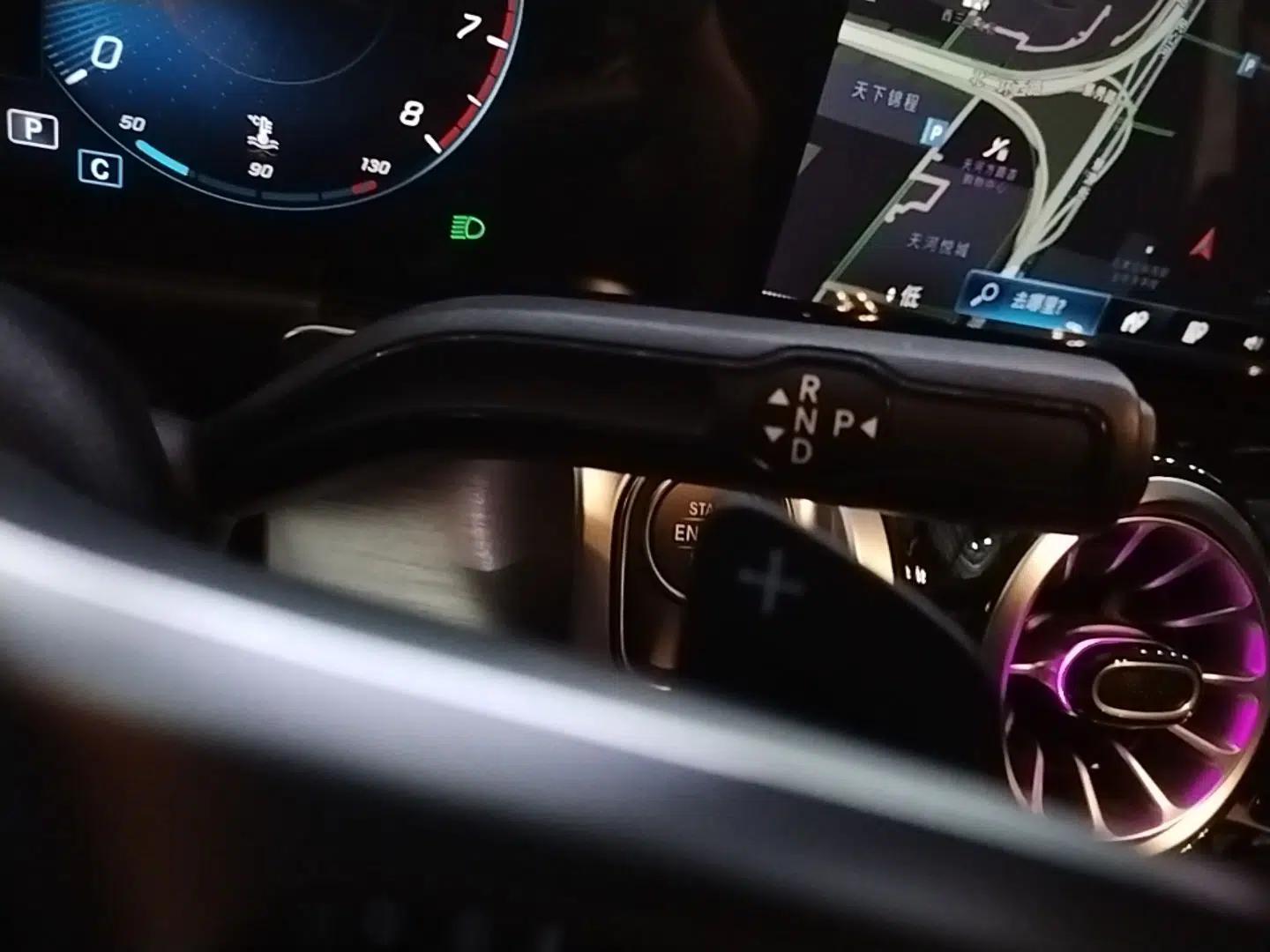 Mercedes-Benz GLB 2023 GLB 220 Fashion Model — миниатюра 16