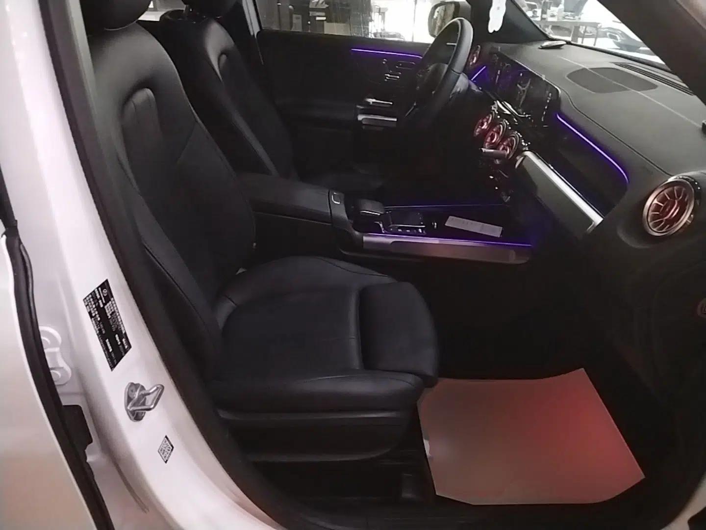 Mercedes-Benz GLB 2023 GLB 220 Fashion Model — миниатюра 19