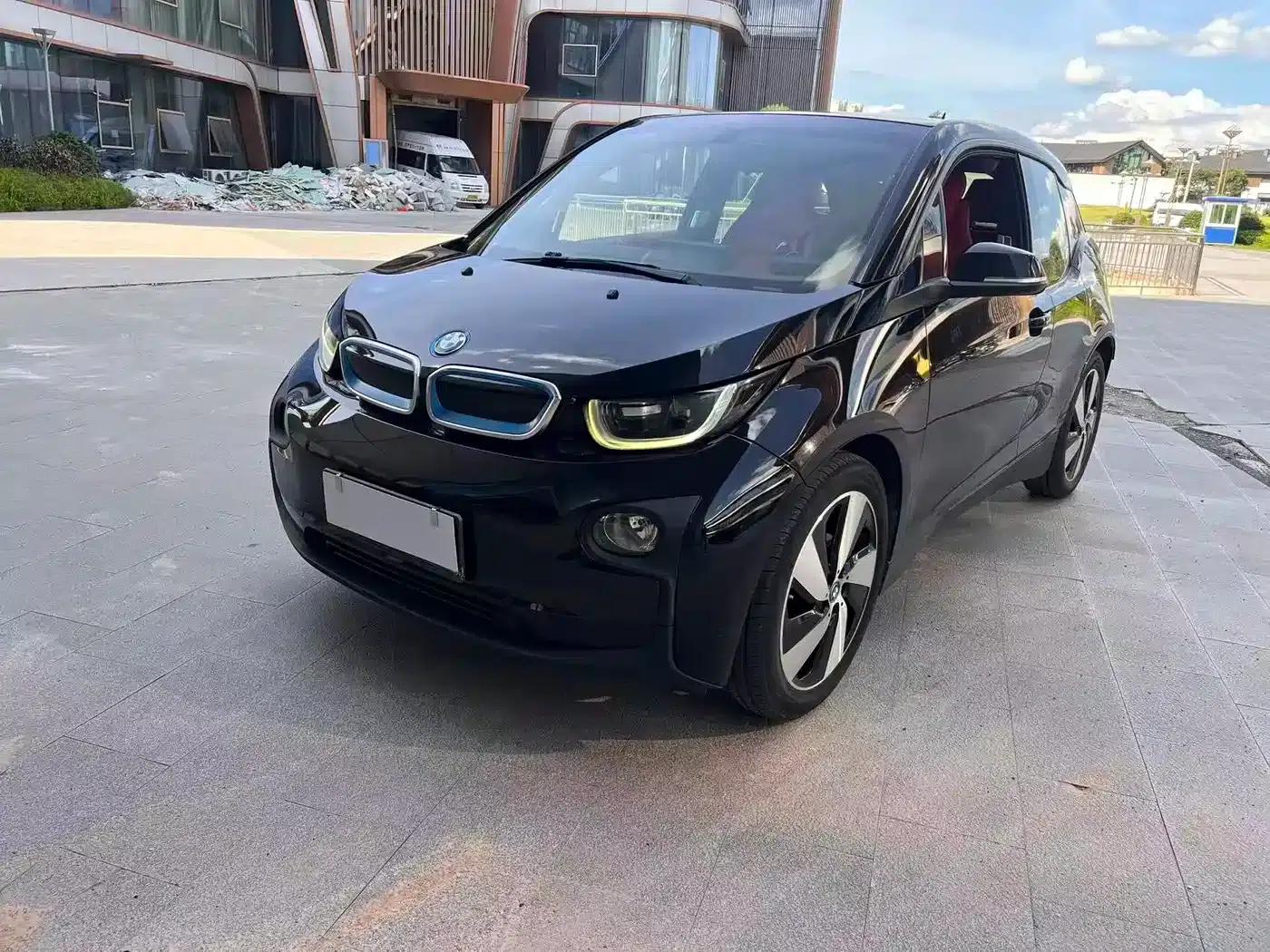 BMW i3 (Imported) 2016 Upgraded Luxury Model — миниатюра 1