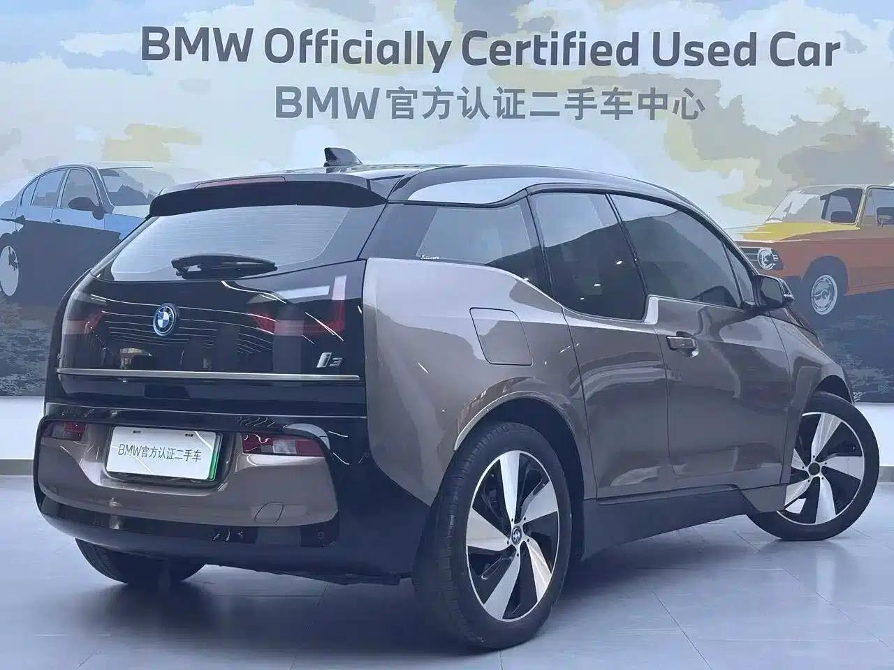 2019 BMW i3 Imported Model, Fast Charging Version — миниатюра 4