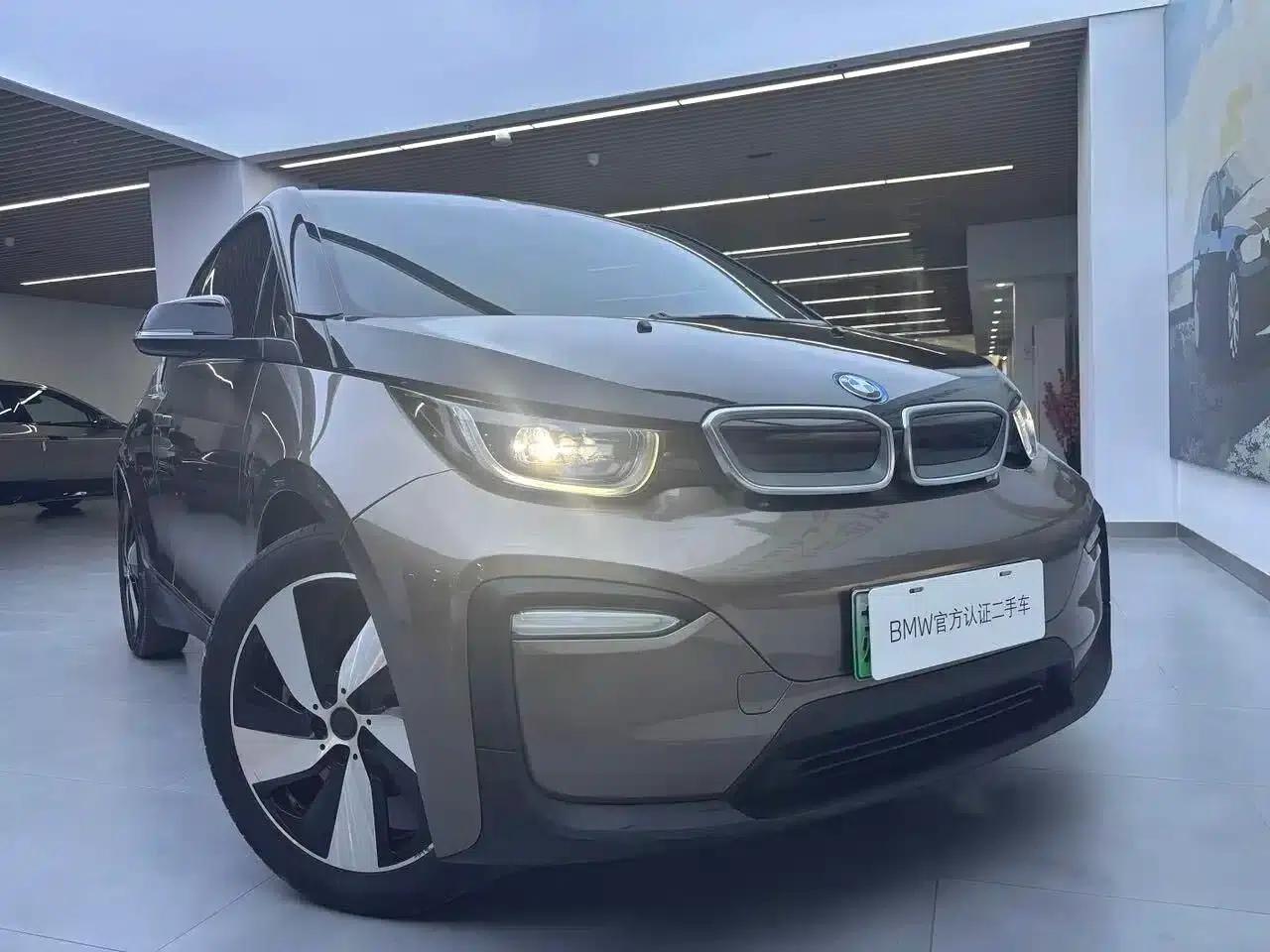 2019 BMW i3 Imported Model, Fast Charging Version — миниатюра 6