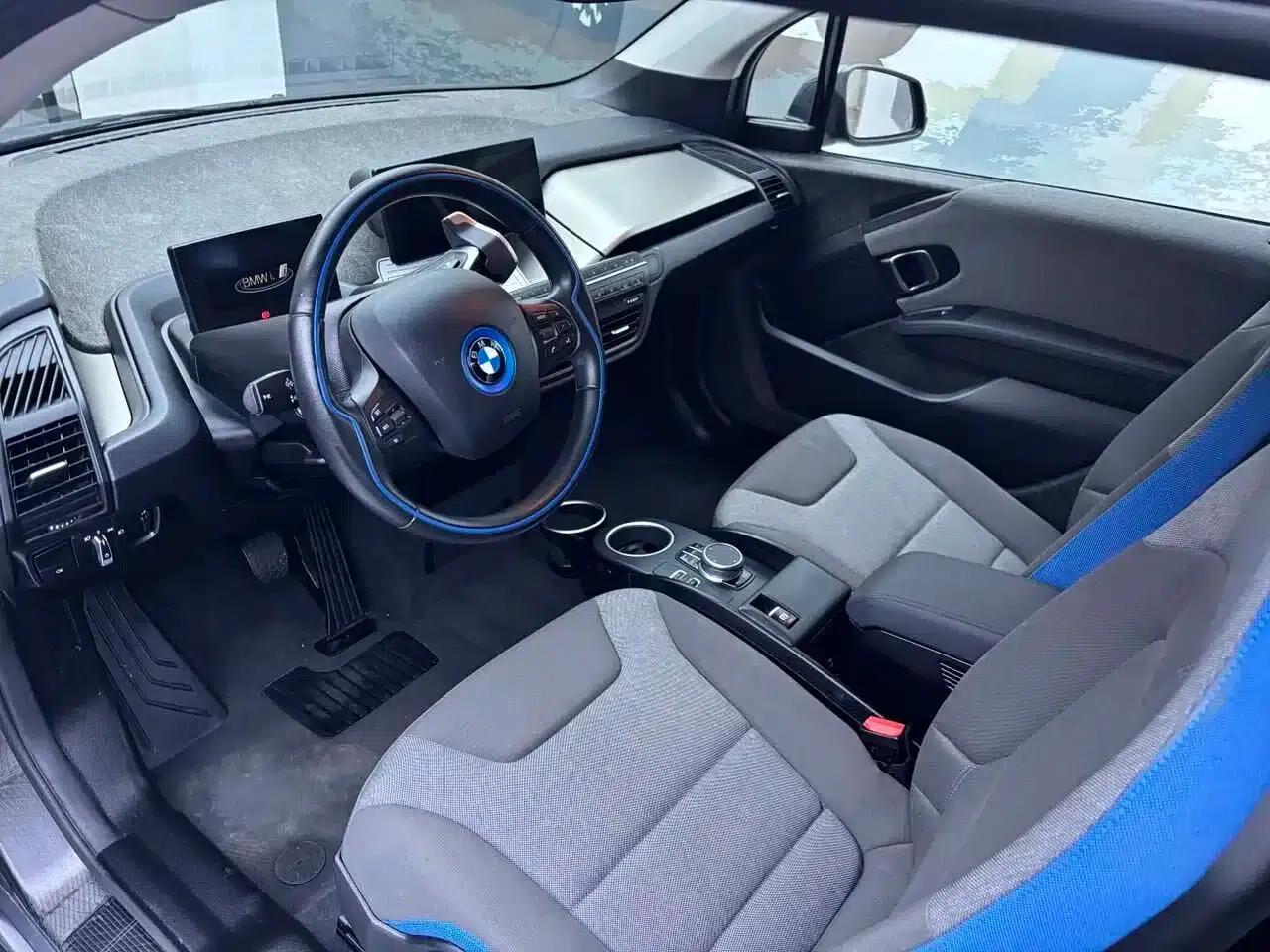 2019 BMW i3 Imported Model, Fast Charging Version — миниатюра 10
