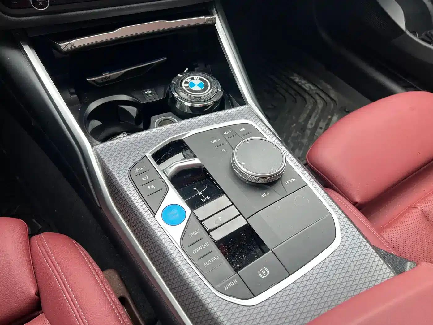 BMW i3 2025 eDrive 40 L Shadow Sport Package — миниатюра 14