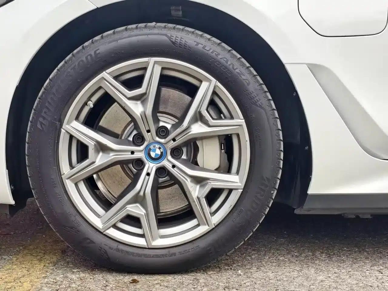 BMW i3 2024 eDrive 35L — миниатюра 7