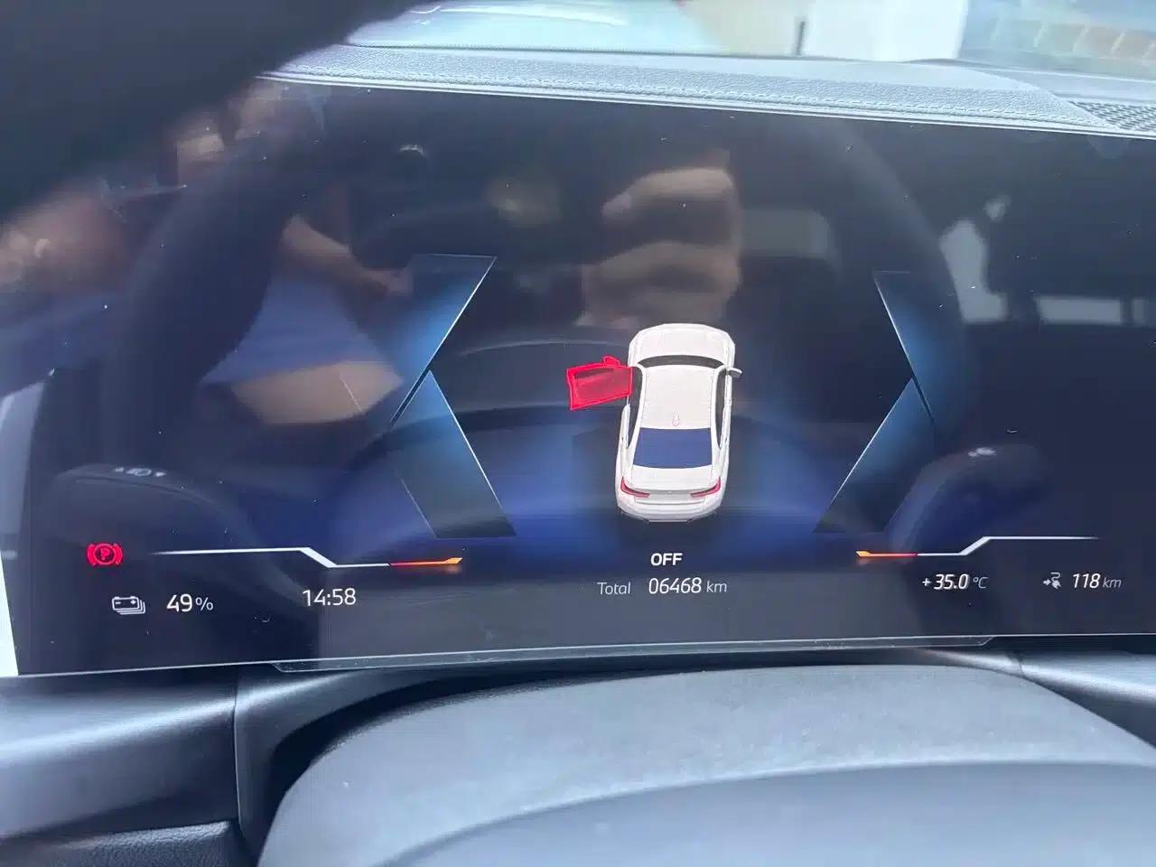 BMW i3 2024 eDrive 35L — миниатюра 8