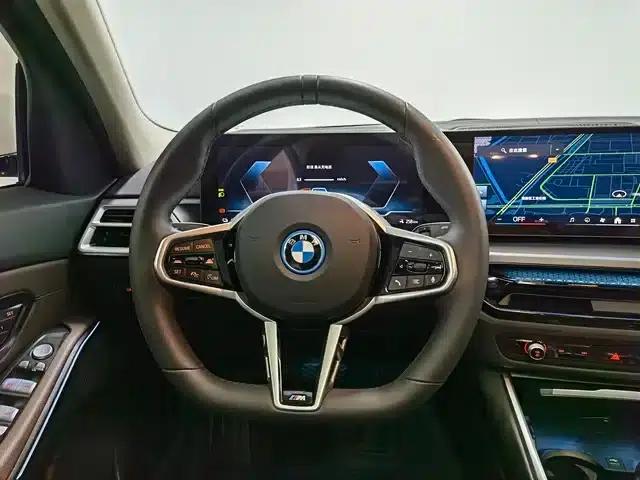 BMW i3 2025 eDrive 35 L — миниатюра 11