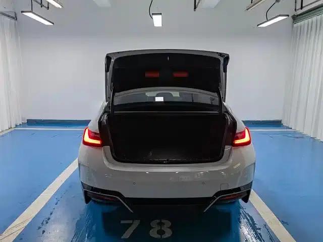 BMW i3 2025 eDrive 35 L — миниатюра 10