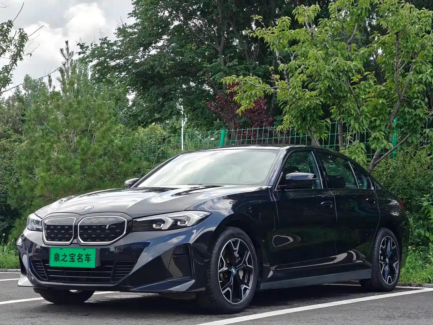 BMW i3 2024 eDrive 40 L Shadow Edition — миниатюра 1
