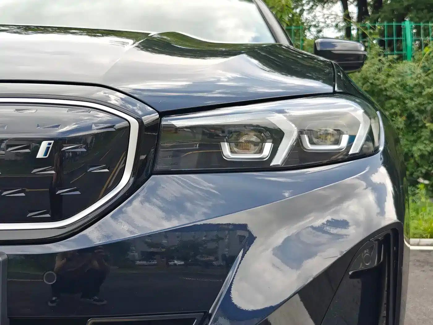 BMW i3 2024 eDrive 40 L Shadow Edition — миниатюра 3