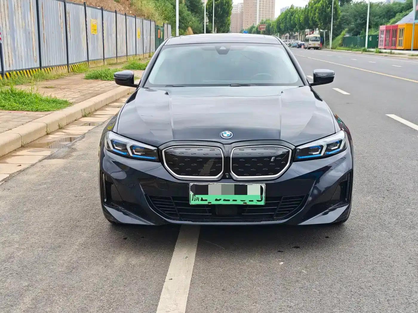 BMW i3 2023 eDrive 40 L Shadow Sport Package — миниатюра 2