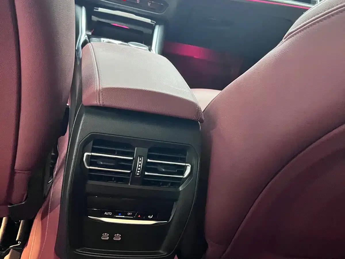 BMW i3 2024 eDrive 35L — миниатюра 12