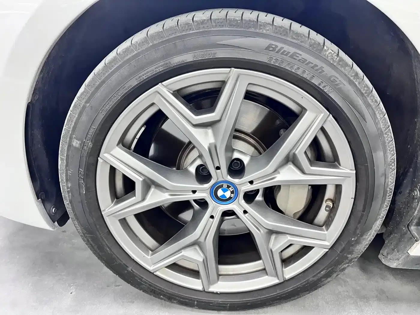 BMW i3 2024 eDrive 35L — миниатюра 13