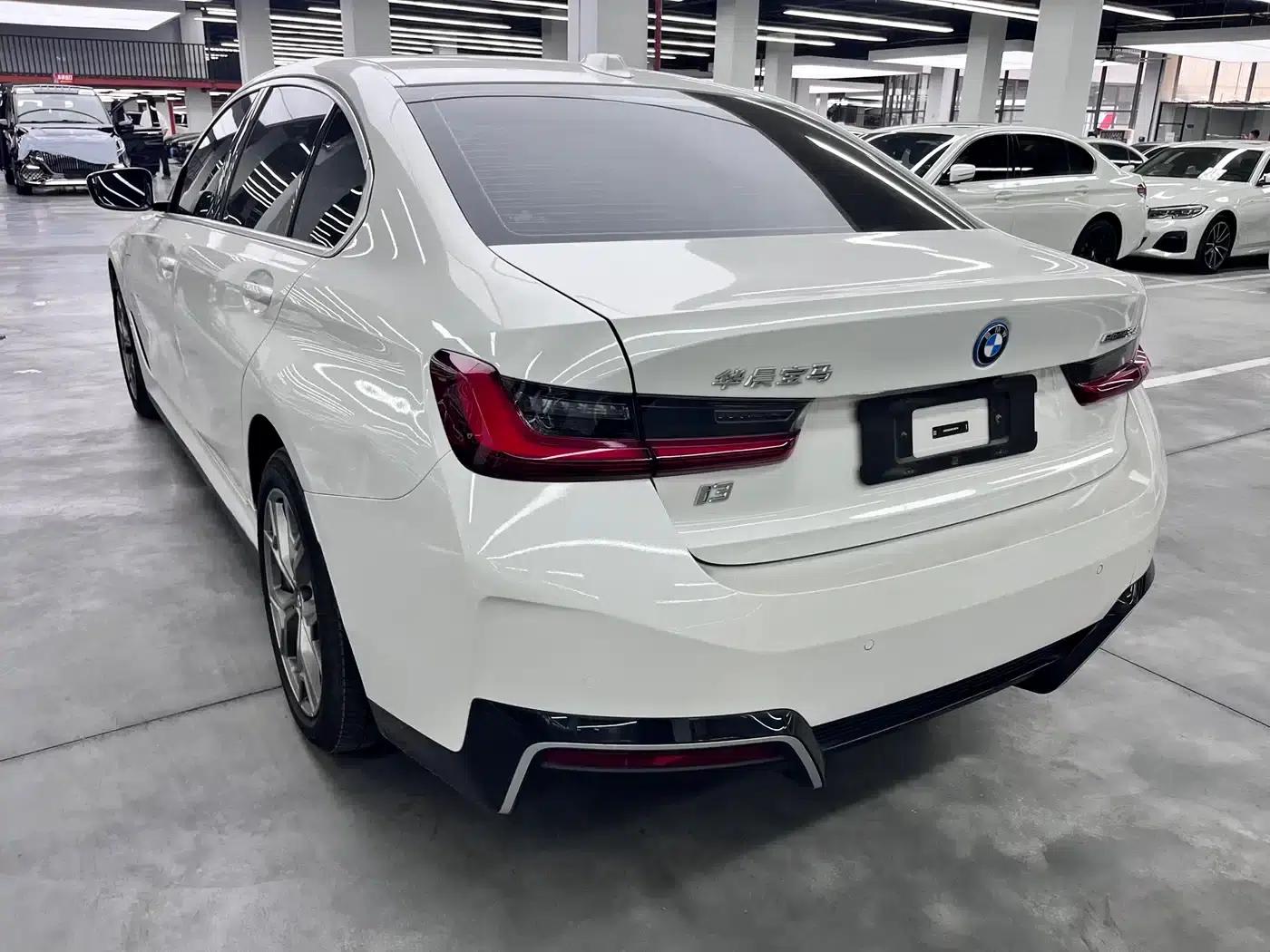 BMW i3 2024 eDrive 35L — миниатюра 16