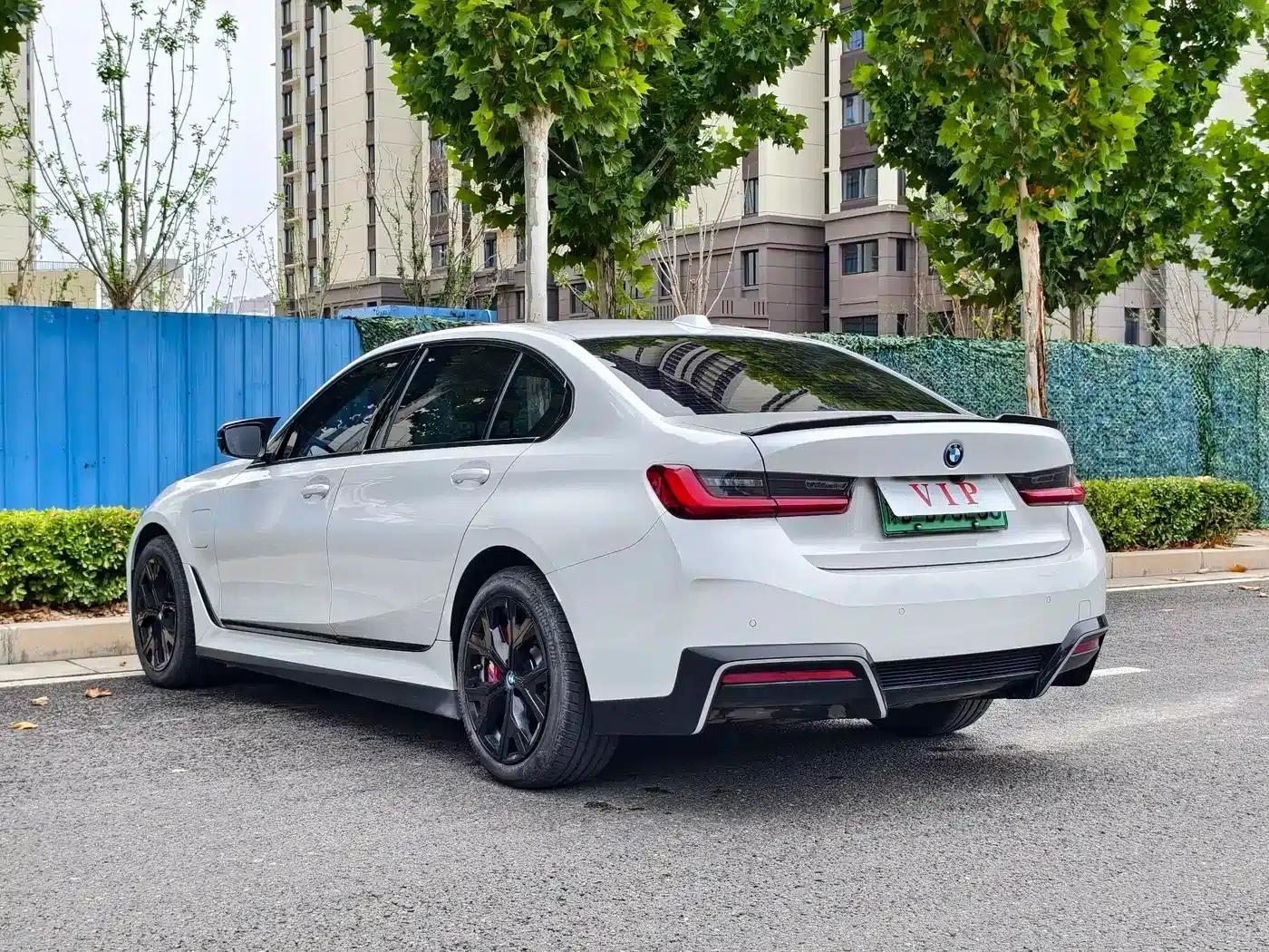 BMW i3 2024 eDrive 35L — миниатюра 7