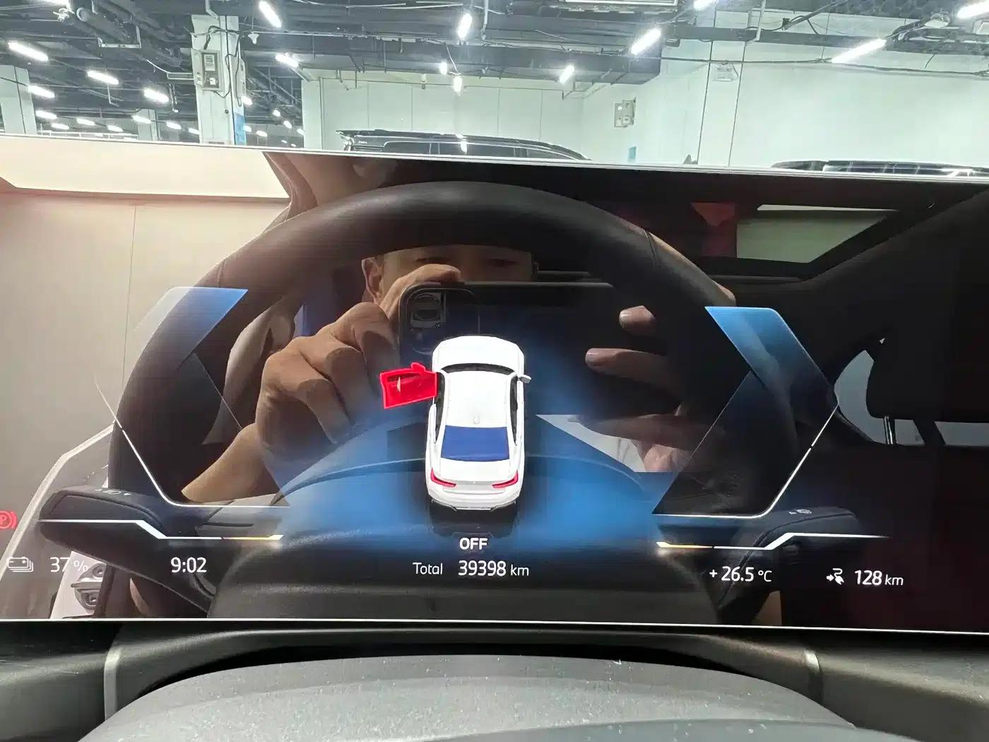 BMW i3 2022 eDrive 35L — миниатюра 12