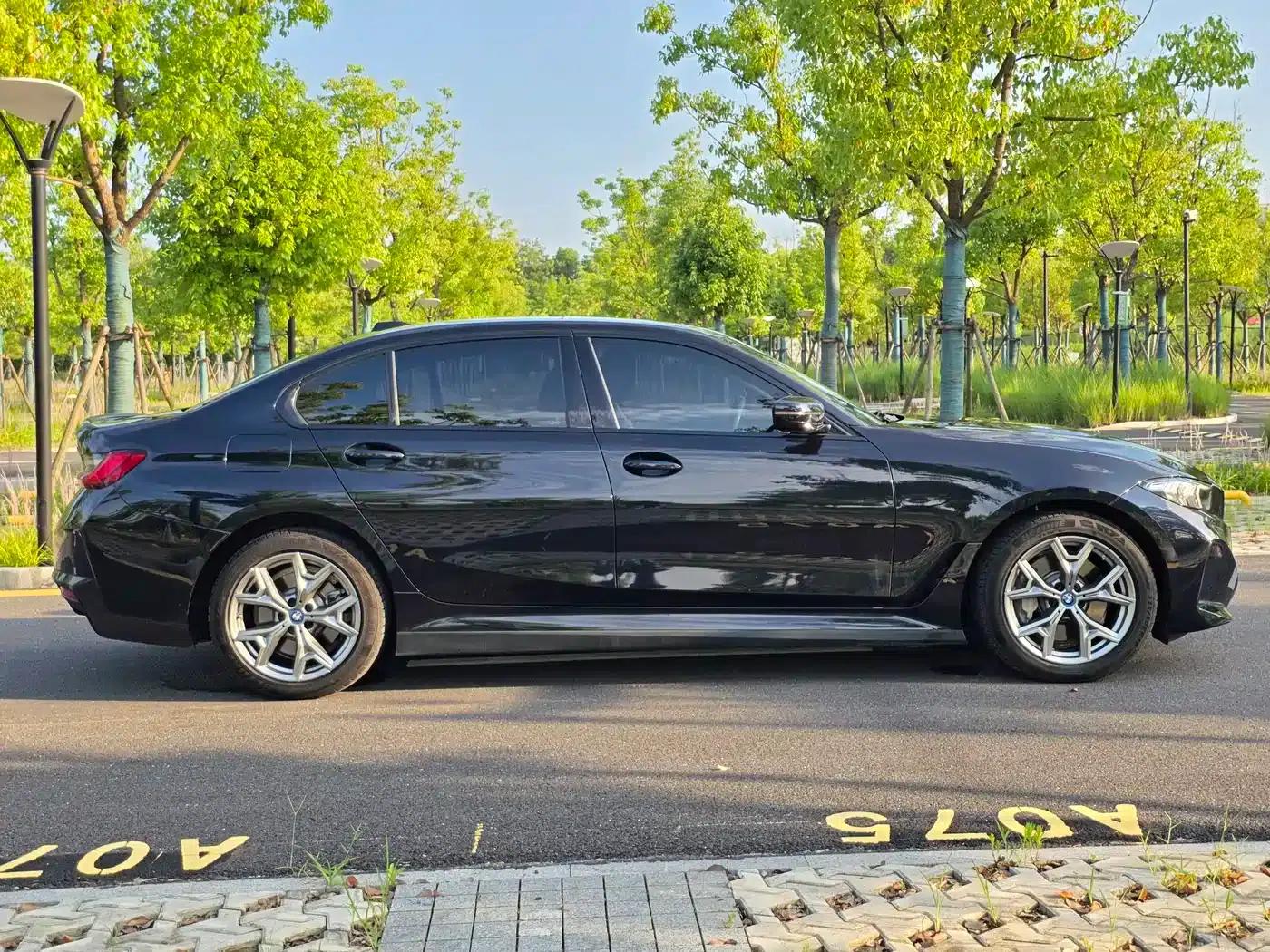 BMW i3 2022 eDrive 35L — миниатюра 8