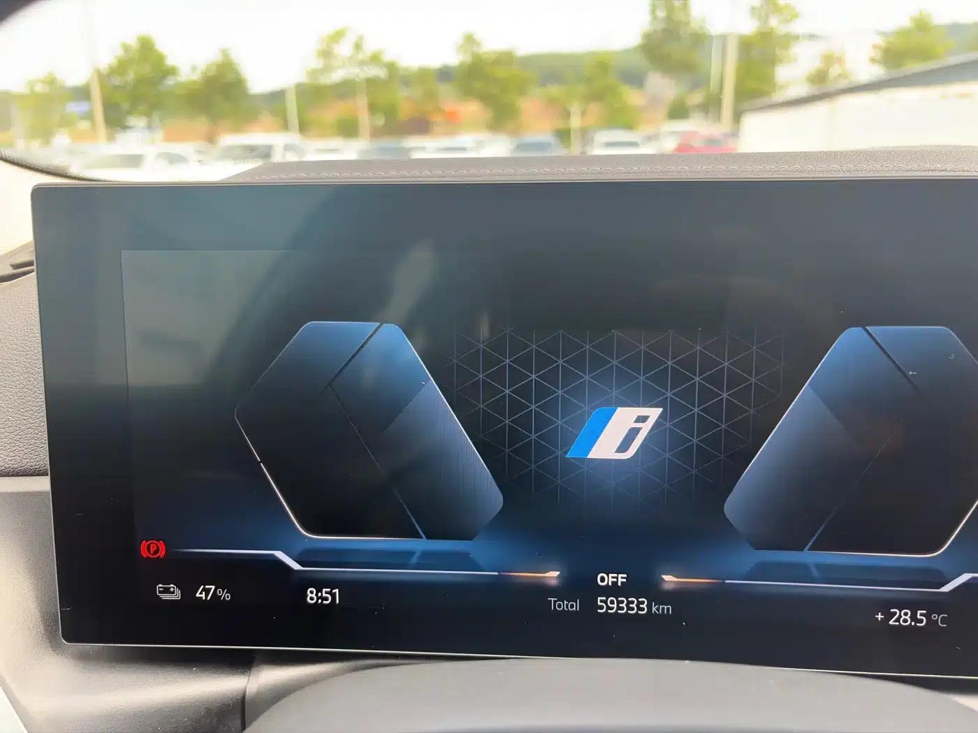 BMW i3 2022 eDrive 35L — миниатюра 12