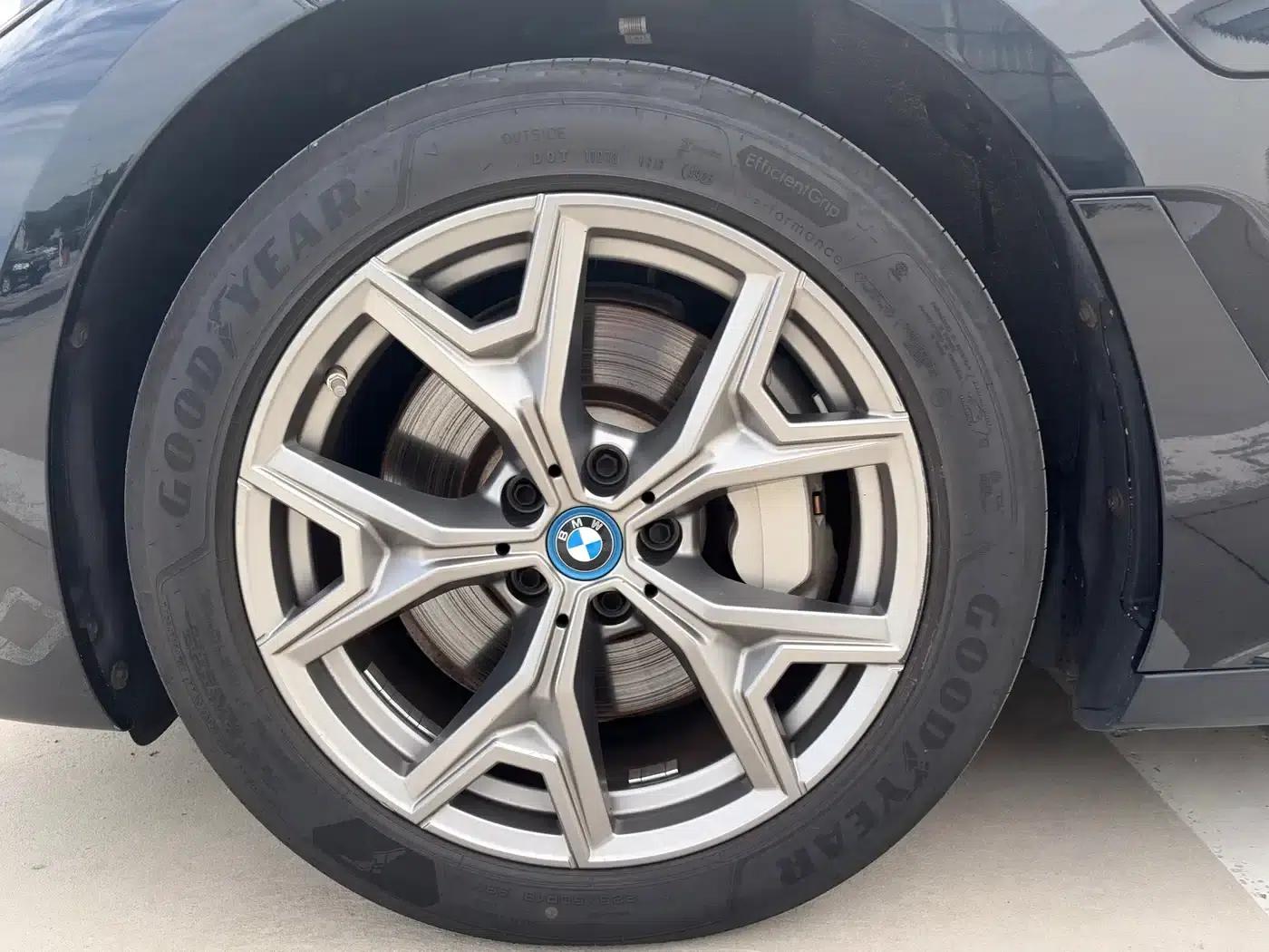 BMW i3 2022 eDrive 35L — миниатюра 14