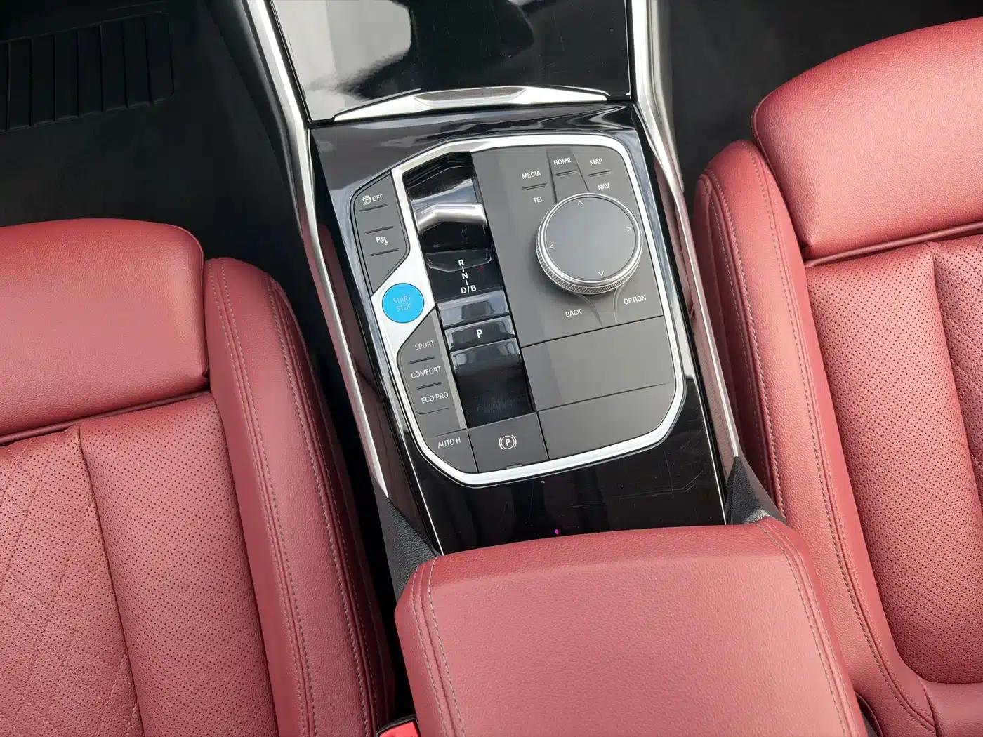 BMW i3 2022 eDrive 35L — миниатюра 10