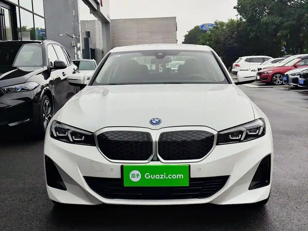 BMW i3 2025 eDrive 35 L — миниатюра 3