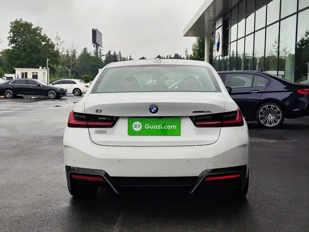 BMW i3 2025 eDrive 35 L — миниатюра 6