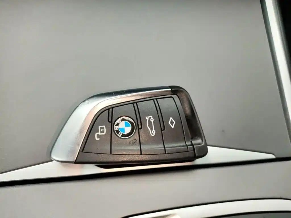 BMW i3 2025 eDrive 35 L — миниатюра 9