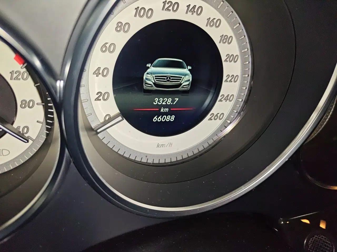 Mercedes-Benz CLS 2012 CLS 300 CGI — миниатюра 12
