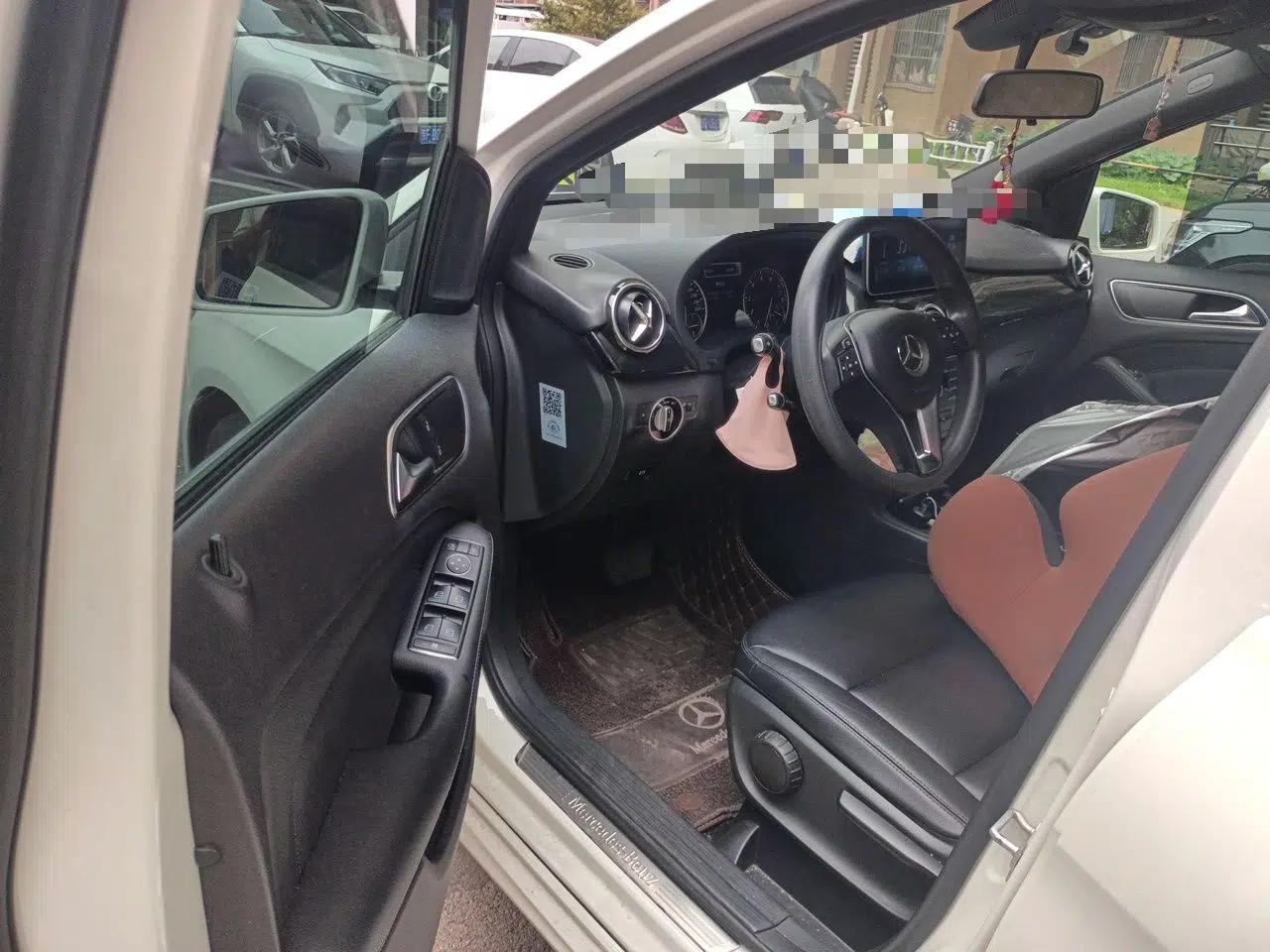 Mercedes-Benz B-Class 2012 B 180 — миниатюра 16