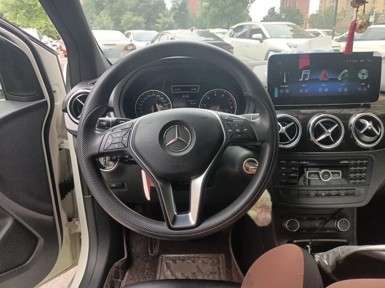 Mercedes-Benz B-Class 2012 B 180 — миниатюра 10