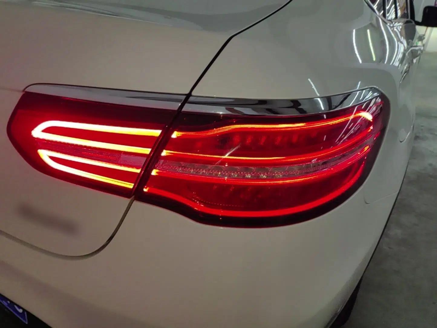 Mercedes-Benz GLC Coupe 2018 GLC 200 4MATIC Coupe SUV — миниатюра 9