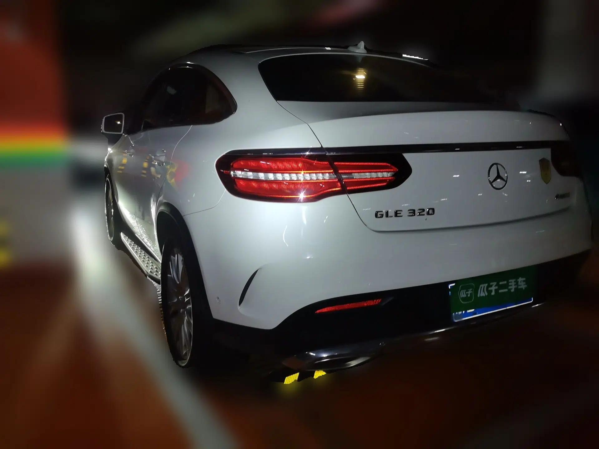 Mercedes-Benz GLE Coupe 2015 GLE 320 4MATIC Coupe SUV — миниатюра 4