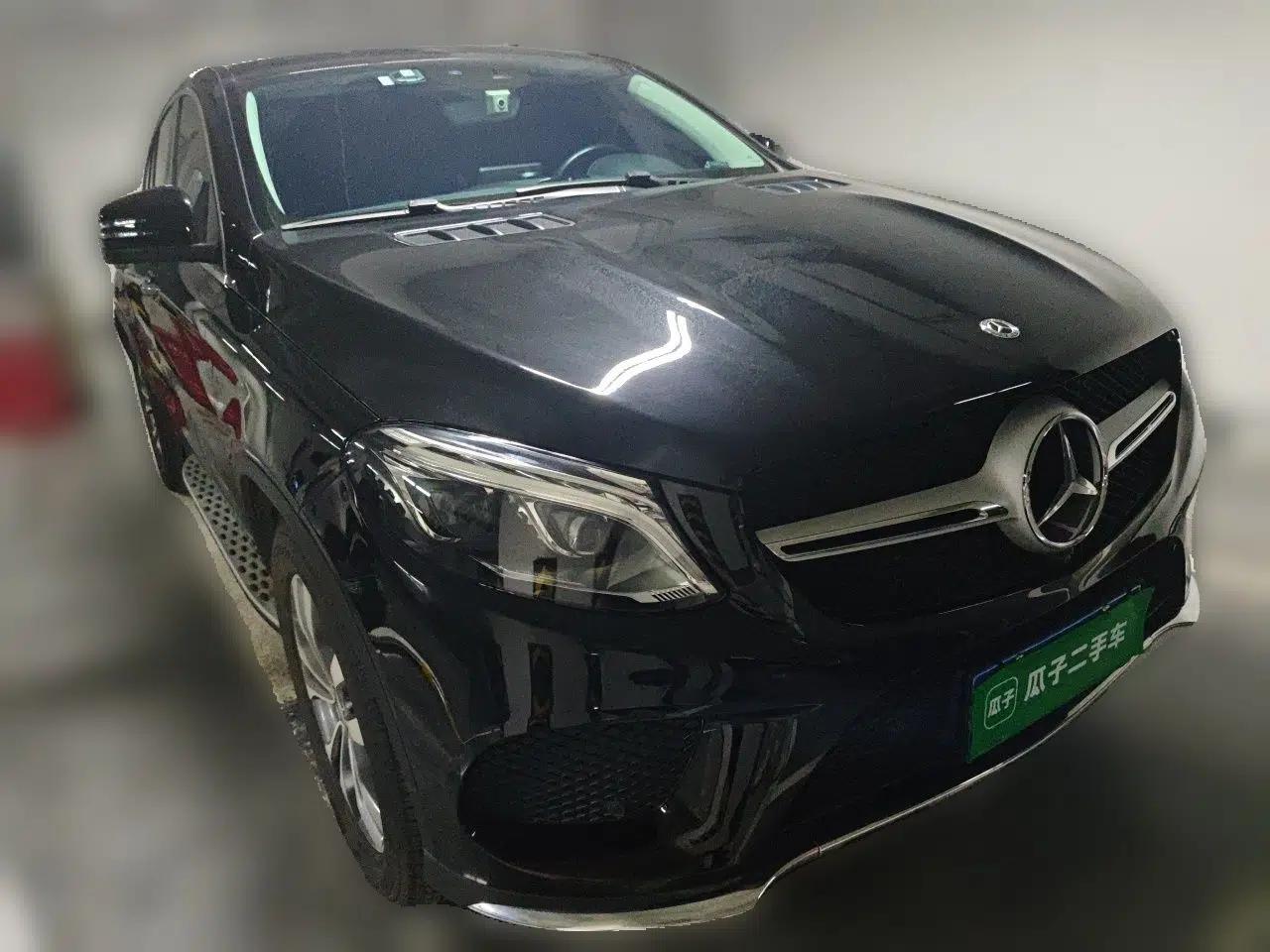 Mercedes-Benz GLE Coupe 2018 GLE 400 4MATIC Coupe SUV — миниатюра 3