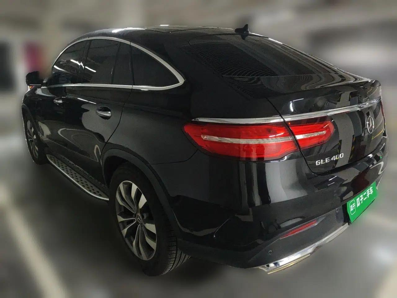 Mercedes-Benz GLE Coupe 2018 GLE 400 4MATIC Coupe SUV — миниатюра 4
