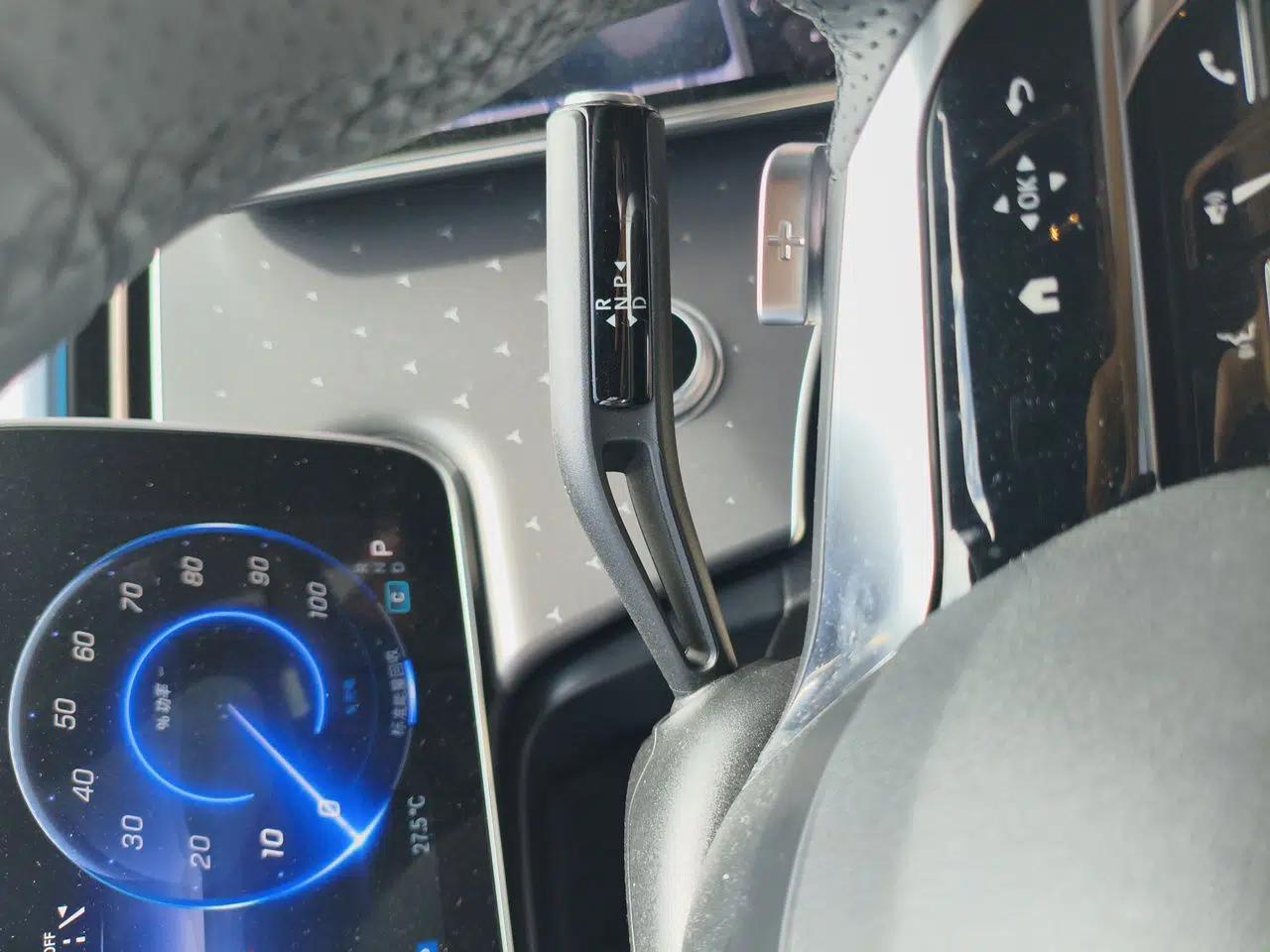 Mercedes-Benz EQE 2022 350 First Edition Special Version — миниатюра 14