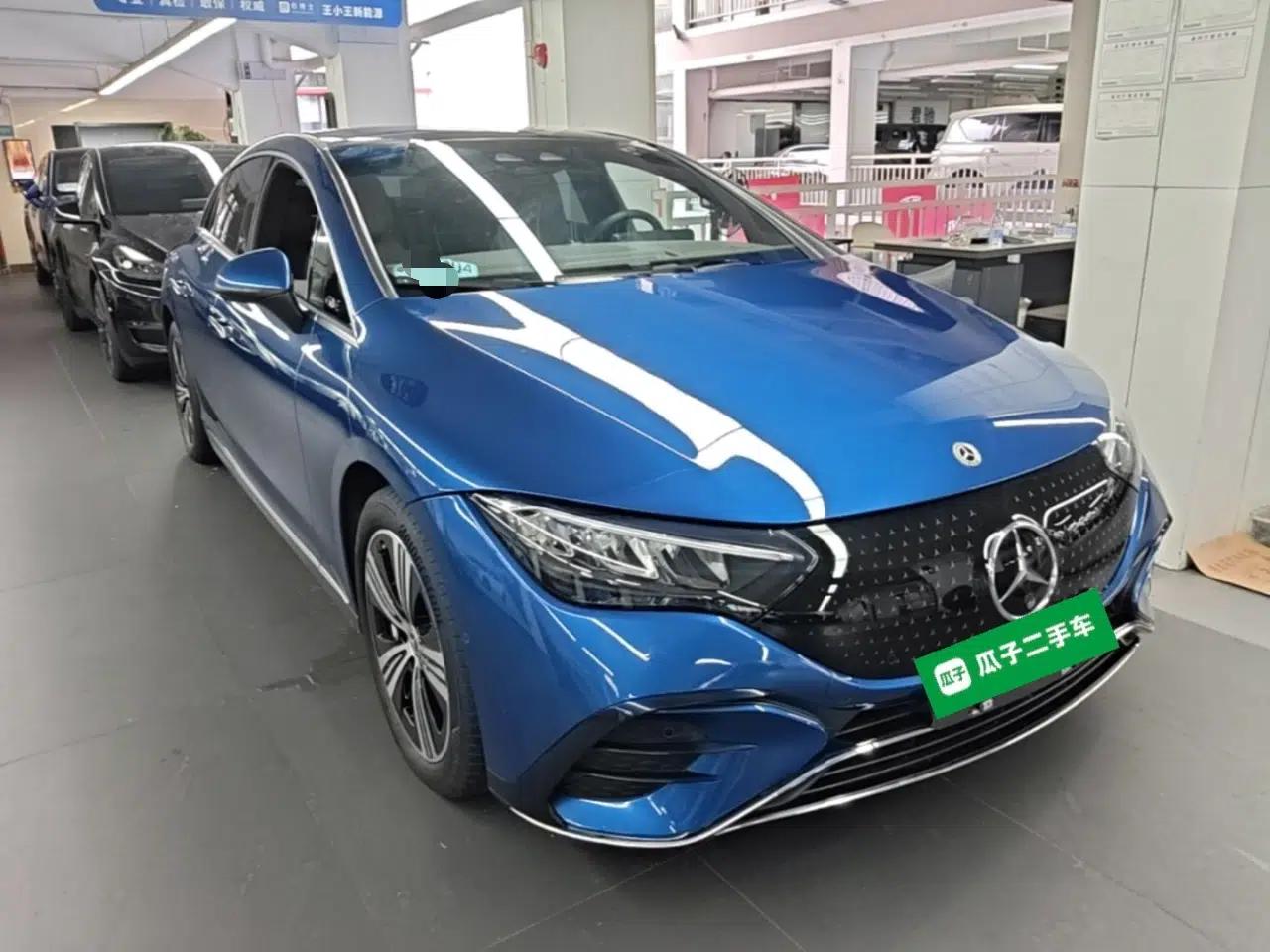 Mercedes-Benz EQE 2022 350 Luxury Edition — миниатюра 3